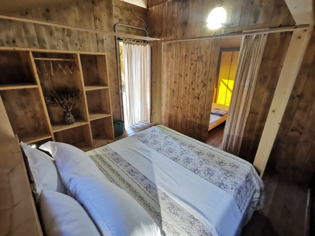 1600x1200_SAF-7x5_CAMERA-2