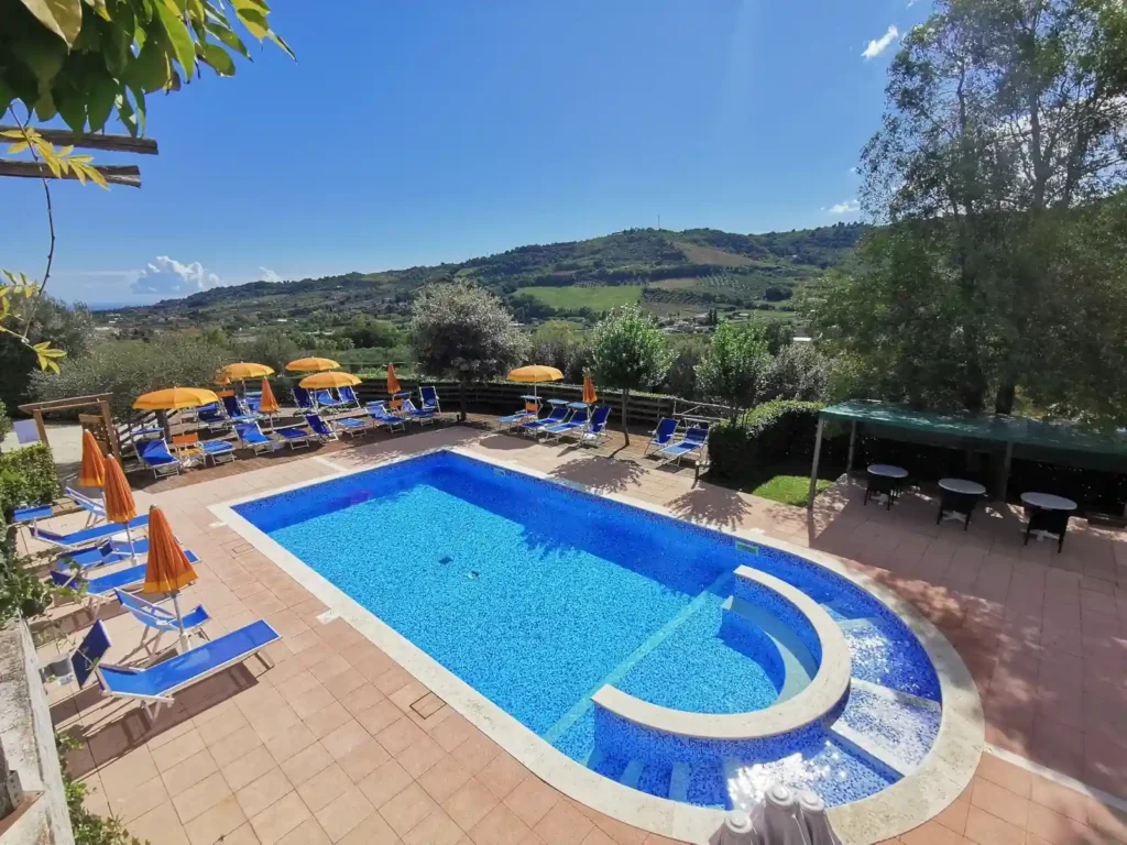 1600x1200web_piscina-4