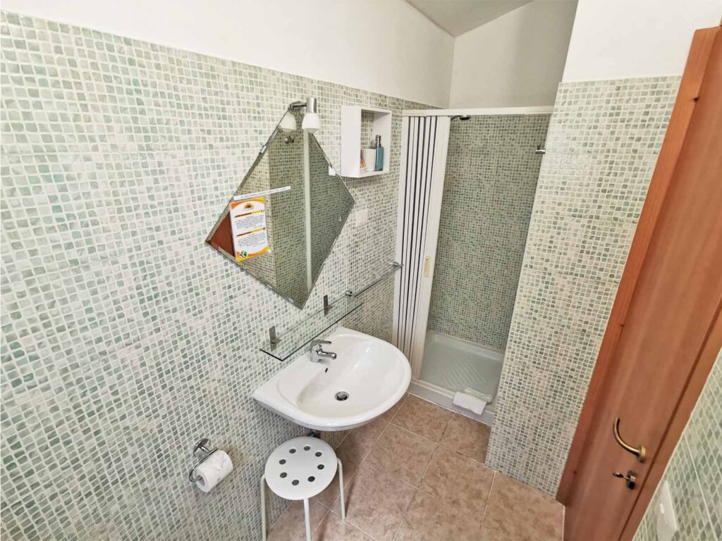 C5_1200x1600web_LIMONE-3