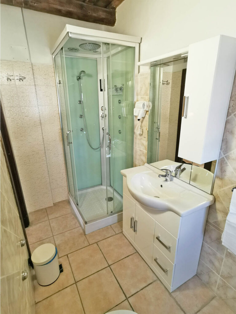 C9_1200x1600web_MARGHERITA-5